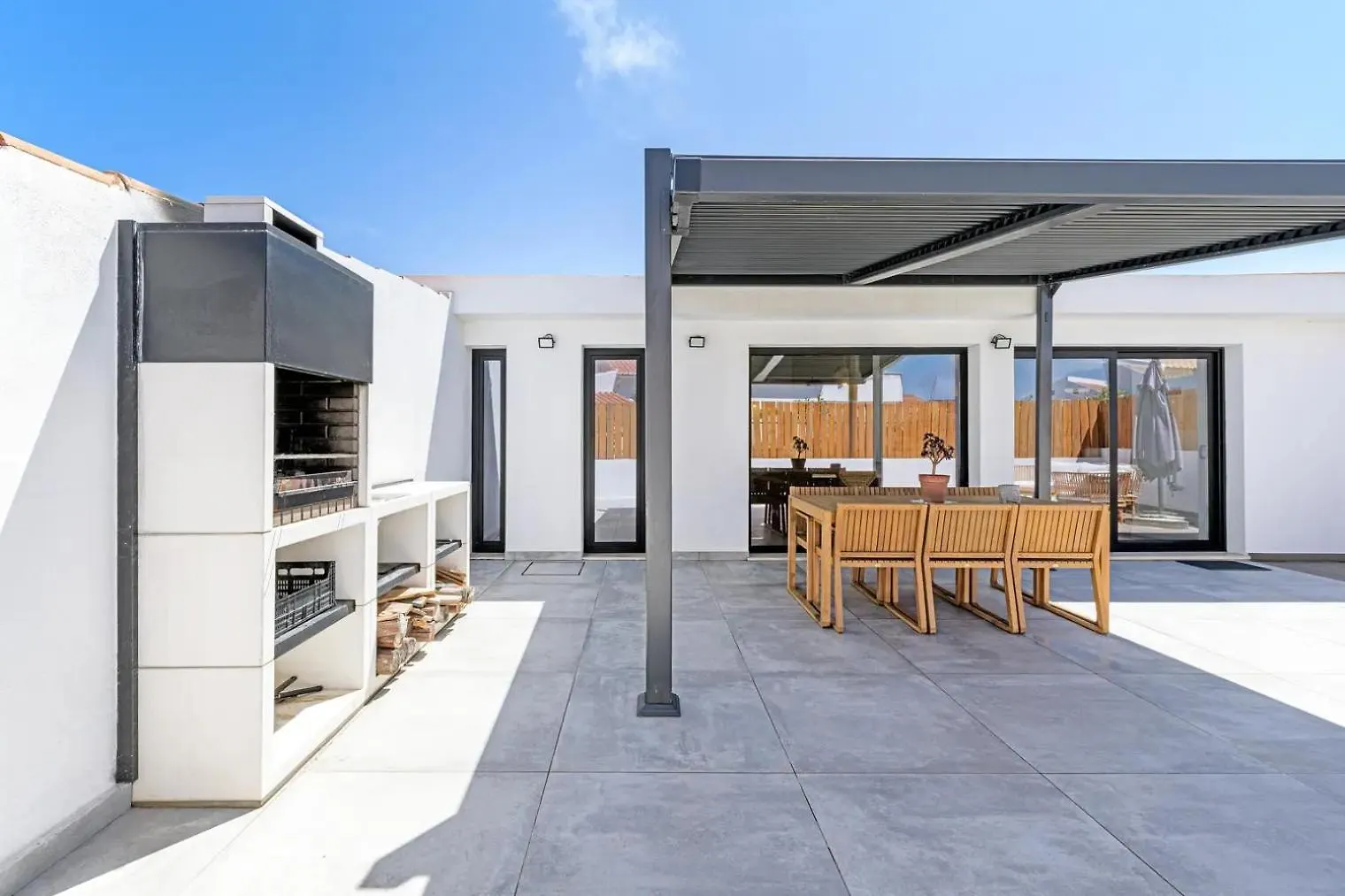Esteva Countryhouse Rogil 0*,